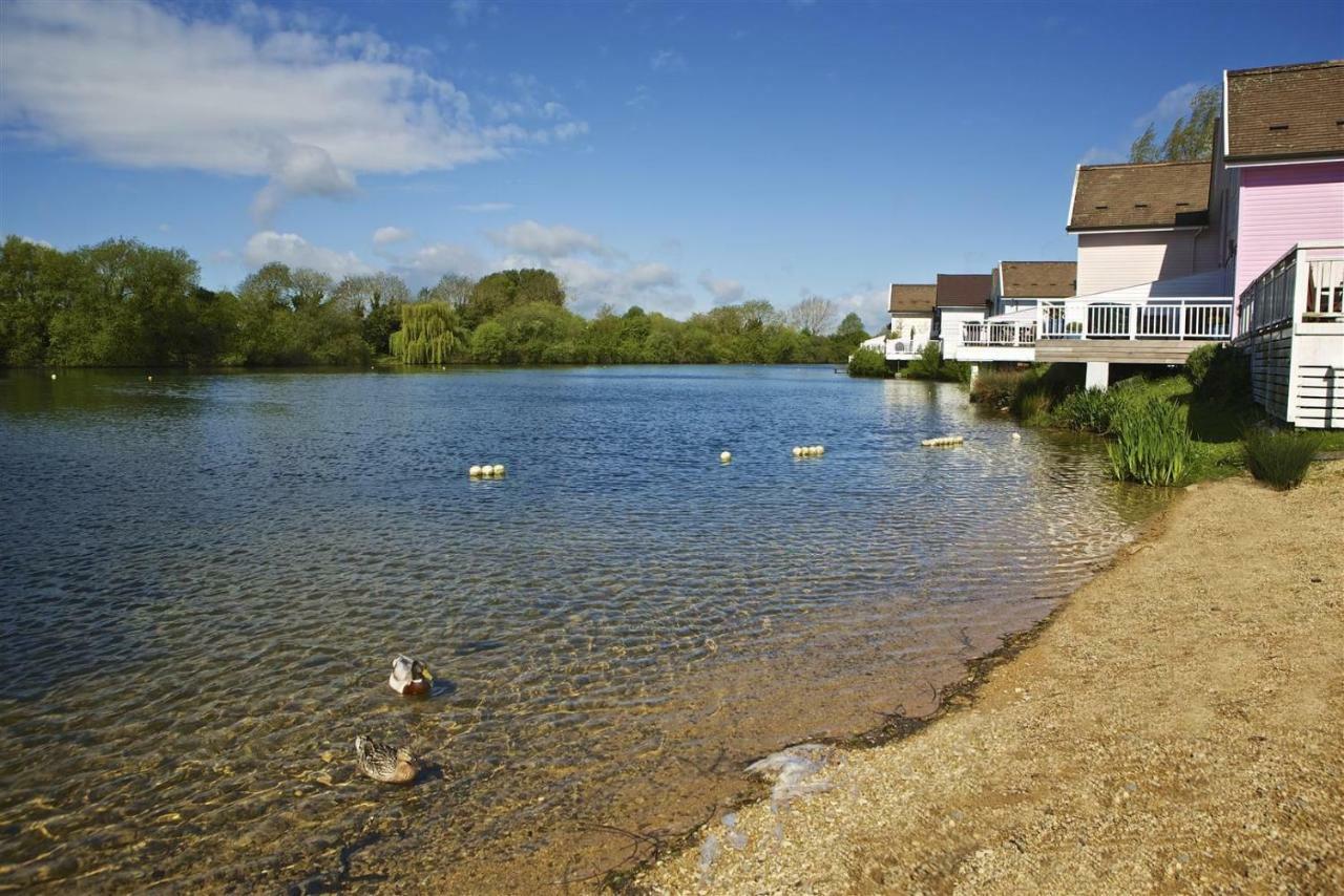 Mallard Lodge Cirencester Exteriör bild