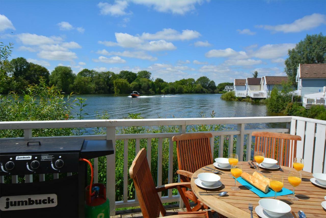 Mallard Lodge Cirencester Exteriör bild